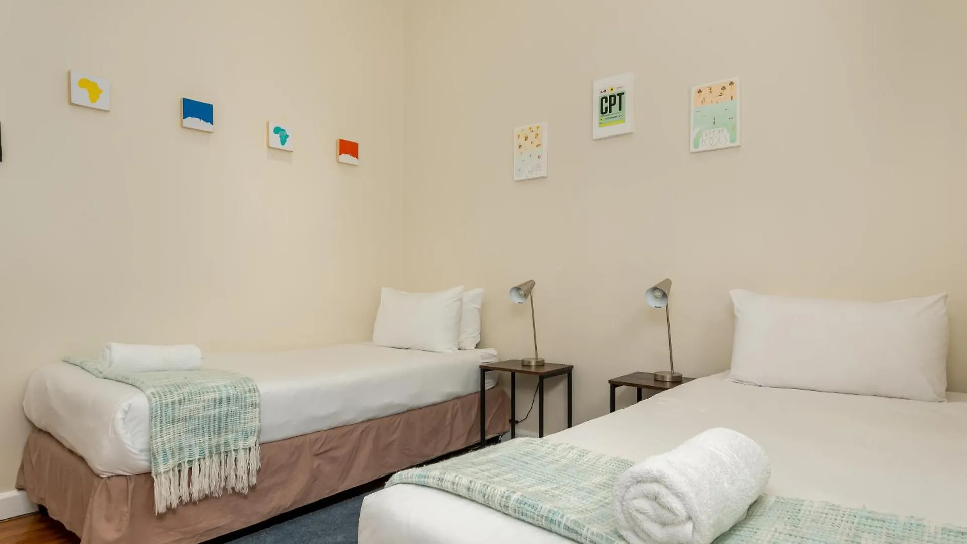 Apartment Albert Road 14 Cape Town